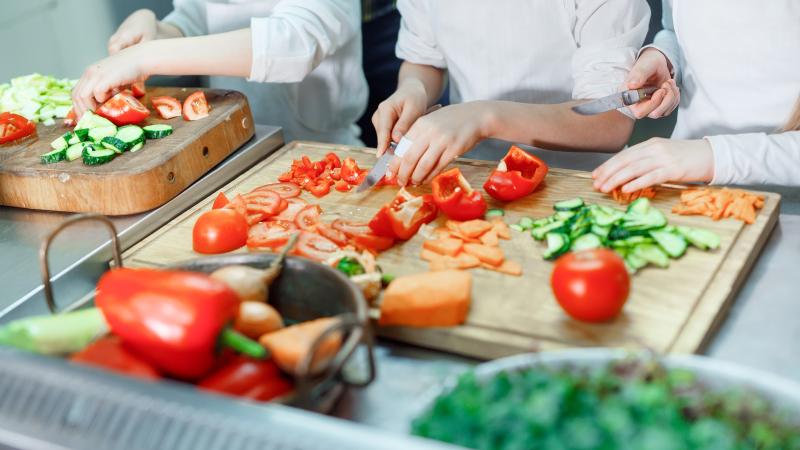 chopping peppers